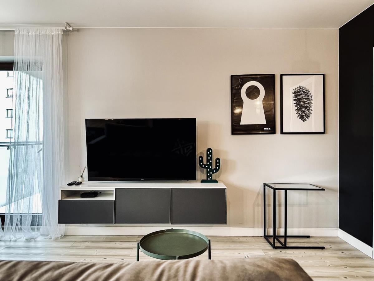 Cozy In Old Chocolate Factory Apartment *